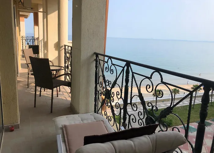 Apartamento 2 Bedroom Komplex Andalusia Elenite With Terrasa And Sea Sveti Vlas
