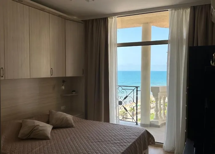 2 Bedroom Komplex Andalusia Elenite With Terrasa And Sea Апартаменты Свети-Влас