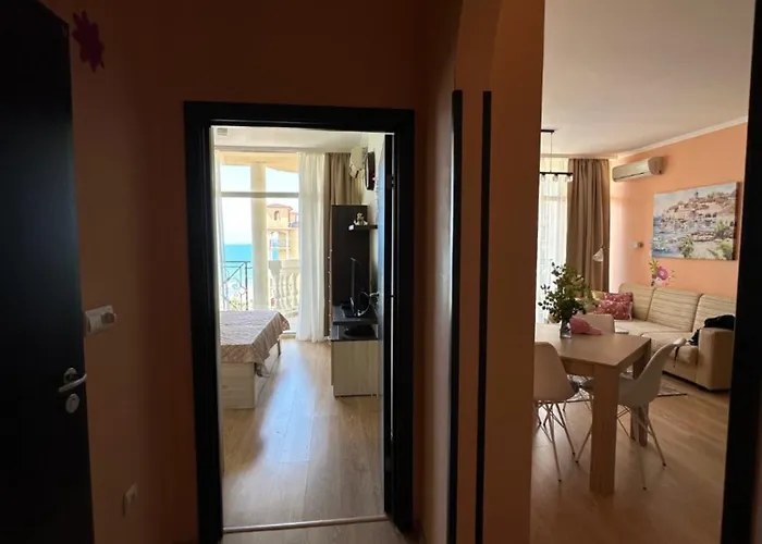 Apartamento 2 Bedroom Komplex Andalusia Elenite With Terrasa And Sea